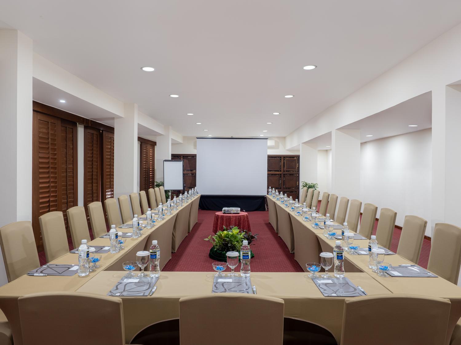 לאגוי Indra Maya Pool Villas מראה חיצוני תמונה